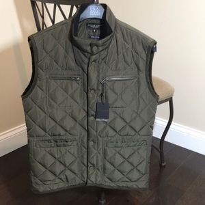 Pronto Uomo Vest. Olive Green